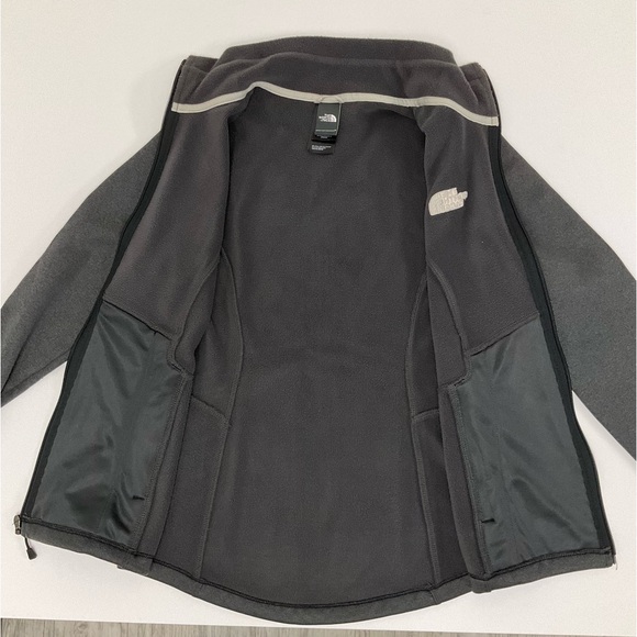 The North Face Fleece Jacket - Size S - Picture 6 of 11